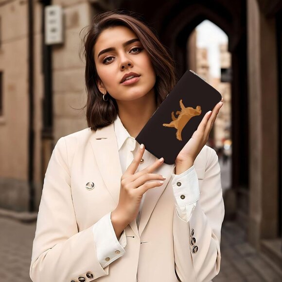 Cute Travel Wallet for Men & Women - Large Capacity Golden Retriever Clutch - Picture 2 of 8